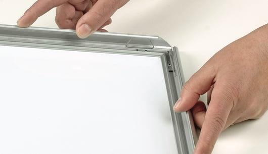 Snap Display Stand